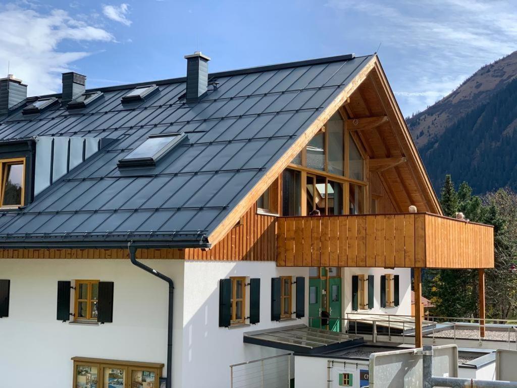 Chalet Zur Rose Apartment Berwang Exterior photo